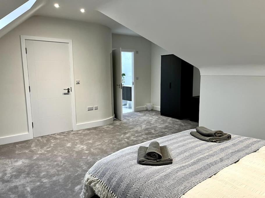 Luxury 3 Bed House W Parking & Garden! 1 Βίλα Μπόρνμουθ Εξωτερικό φωτογραφία